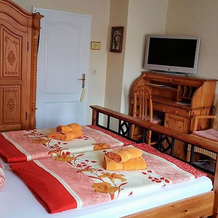 Pension & Gasthaus Nostalgie Altendorf  Δωμάτιο φωτογραφία