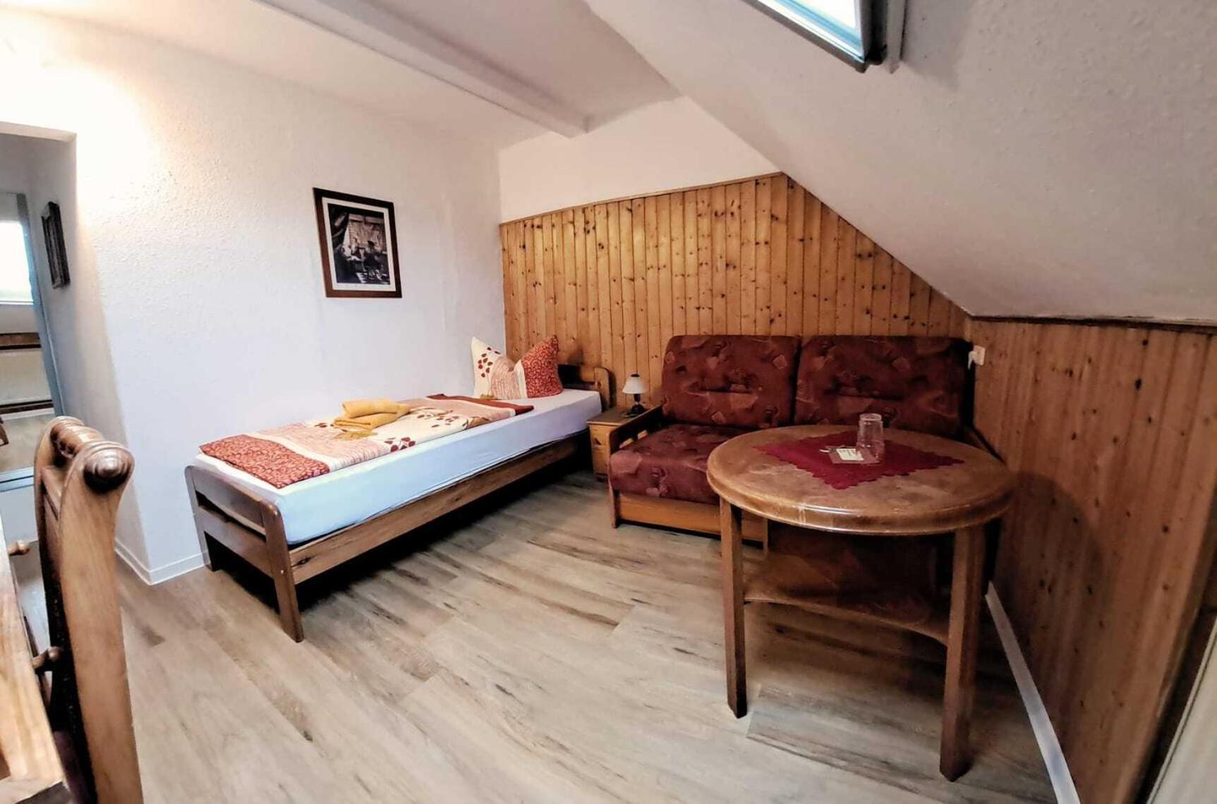 Pension & Gasthaus Nostalgie Altendorf  Δωμάτιο φωτογραφία